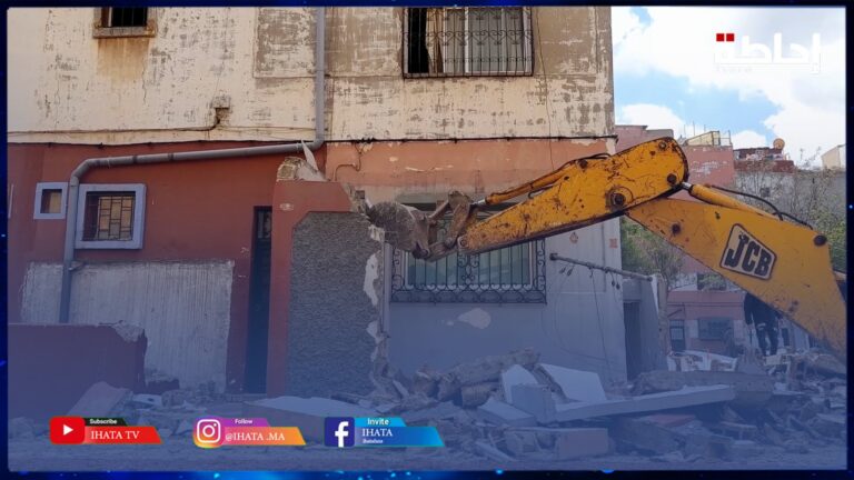 سلطات البيضاء تواصل حملاتها الموسعة لتحرير الملك العمومي (فيديو)