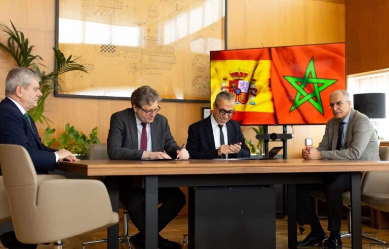 مشروع الربط الثابت عبر مضيق جبل طارق.. المغرب وإسبانيا يعززان شراكتهما في مجال الرقمنة والهندسة