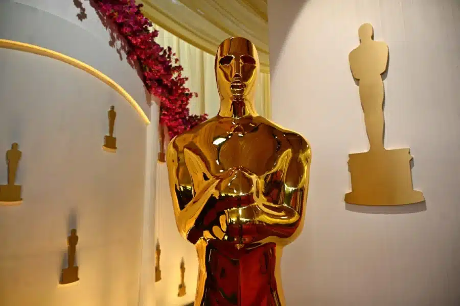 أعضاء اكاديمية الأوسكار باتوا ملزمين مشاهدة الأفلام قبل التصويت