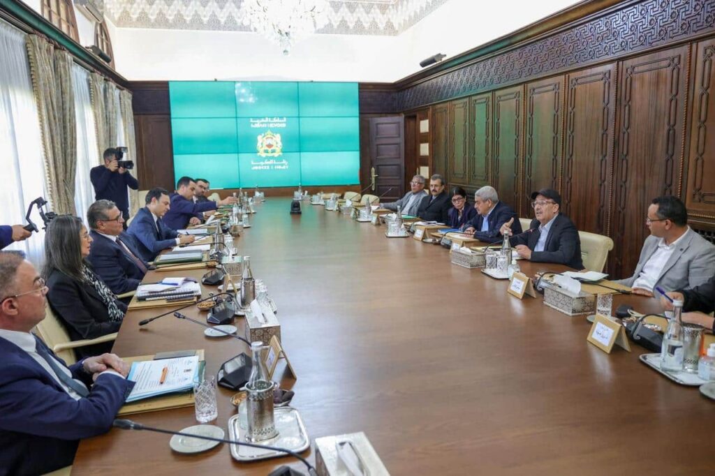 Akhannouch préside le lancement du round d’avril du dialogue social à Rabat
