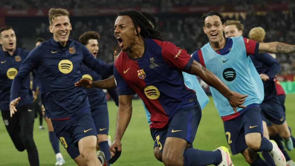 كأس إسبانيا.. كونديه بعد هدف تتويج برشلونة "هذا ما نعيش من أجله"