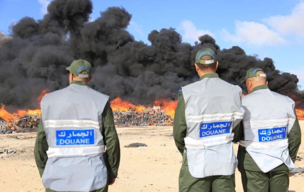 السلطات تتلف كمية كبيرة من المخدرات المحجوزة بالعيون