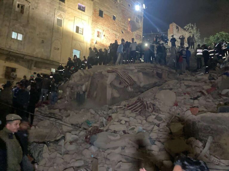 انهيار عمارة سكنية في فاس يخلف 6 قتلى و7 مصابين والحصيلة مرشحة للارتفاع
