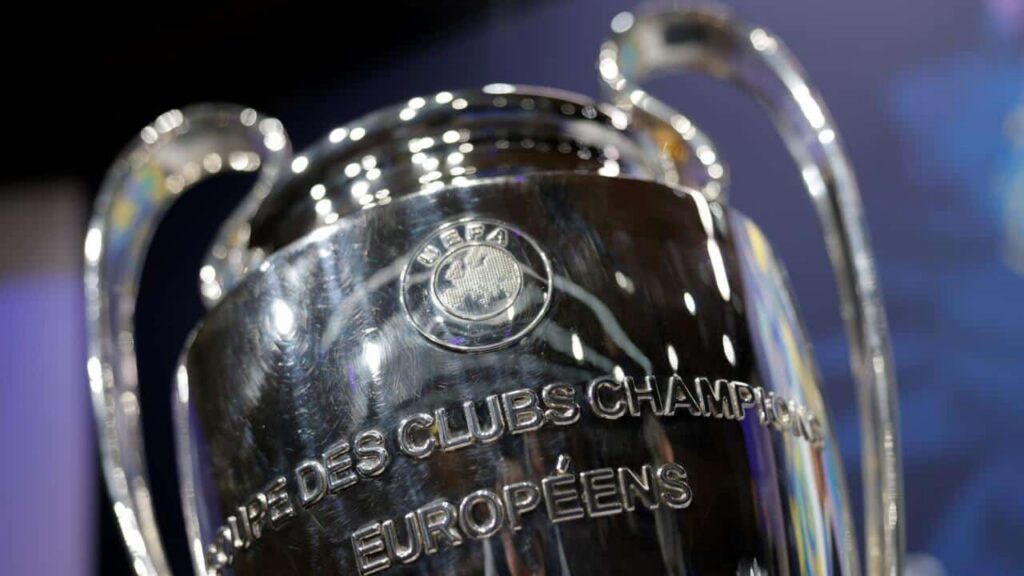 بريميرليغ.. صراع خماسي على بطاقات دوري أبطال أوروبا