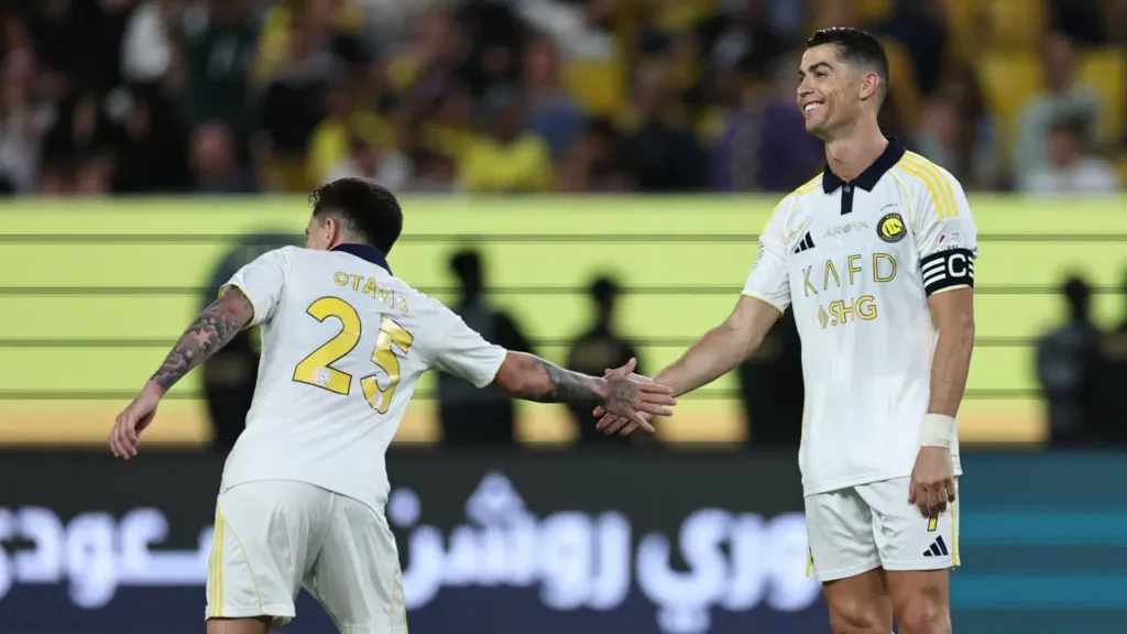رونالدو يلمح إلى انتهاء رحلته مع النصر السعودي