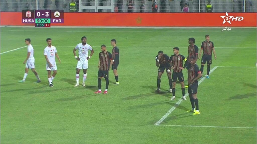 البطولة الاحترافية1 (الدورة الـ 30 الأخيرة).. الجيش يتأهل لعصبة الأبطال الإفريقية والتطواني ينزل للقسم الثاني