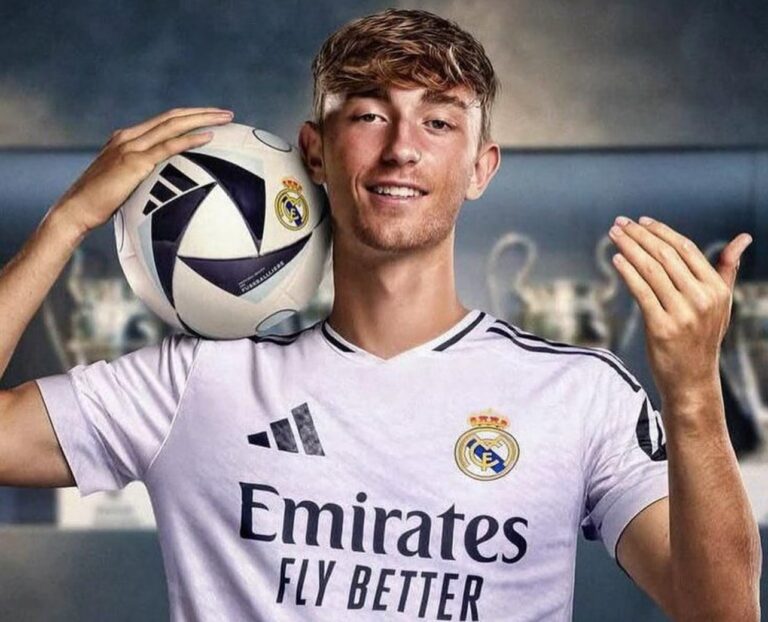 رسميا.. الموهبة الإسبانية دين هويـسن ينتقل إلى ريال مدريد