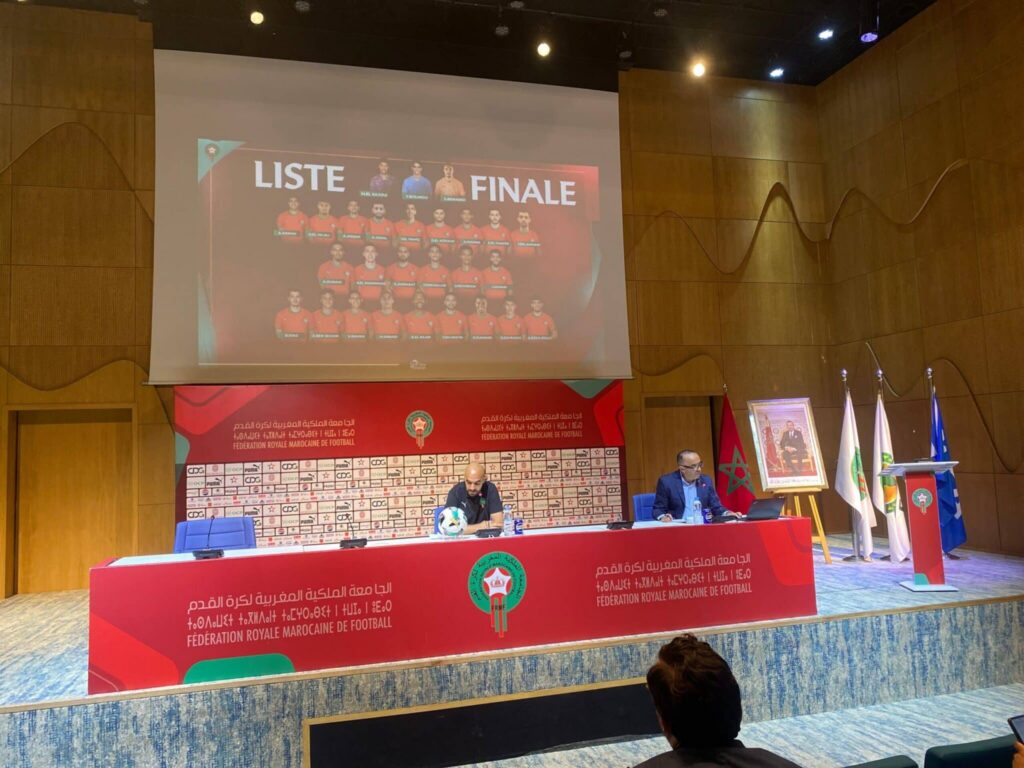 الركراكي يكشف عن لائحة "الأسود" لمواجهتي تونس والبنين الوديتين
