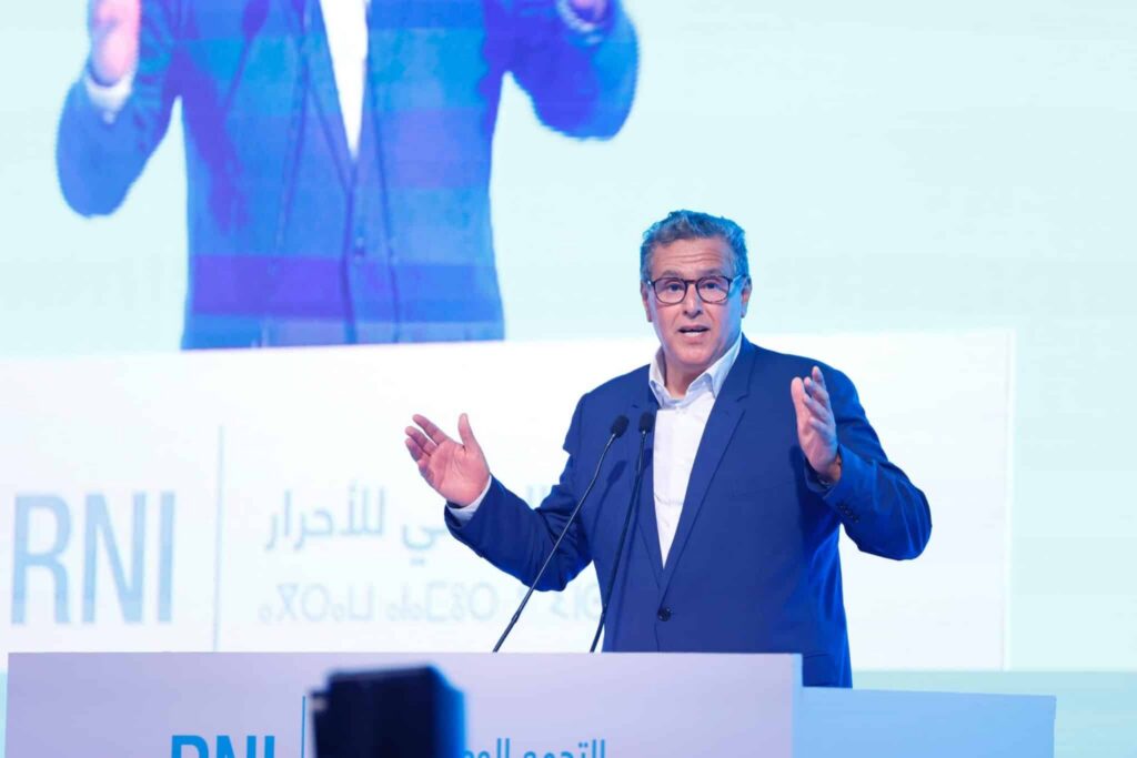 من الداخلة… أخنوش: المغرب يتقدم بالأفعال لا بالشعارات ومشاريع التنمية تفضح دعاة التشويش