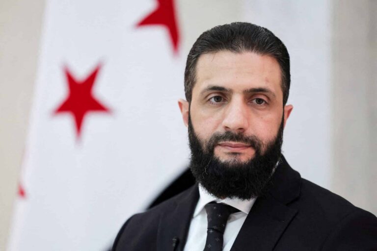 ماكرون يستقبل الشرع بباريس الأربعاء في أول زيارة للرئيس السوري إلى أوروبا