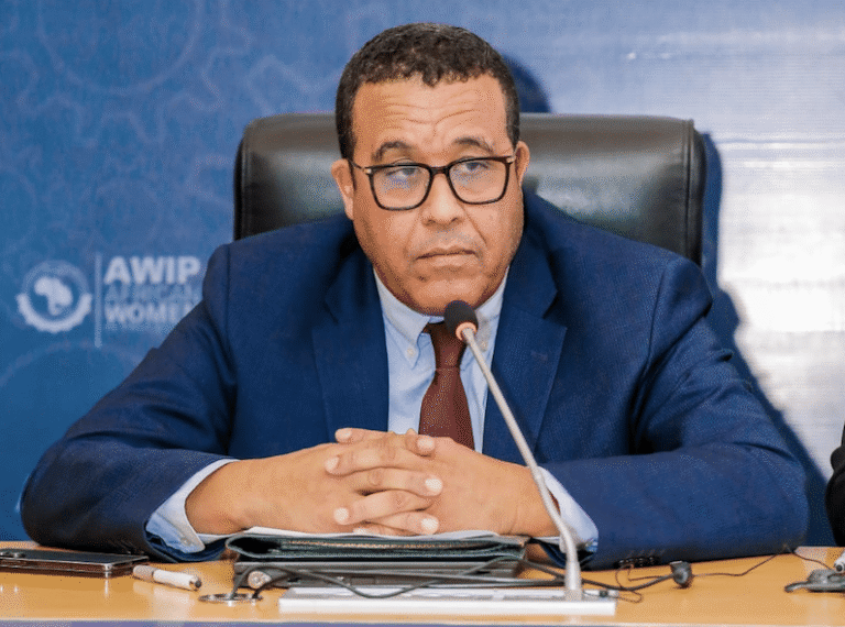 سابقة.. الزمزامي يعتزم تقديم استقالته من جامعة الغرف وهذه هي أسبابه