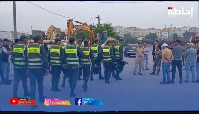 دوار بويه.. هدم أقدم كاريان بعين السبع وسط استنفار أمني كبير (فيديو)