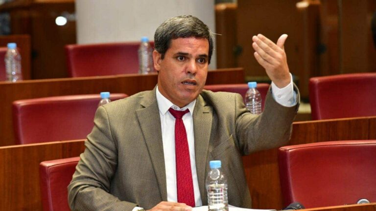البرلماني المعزول عبد النبي عيدودي يتحول إلى "تريتور"