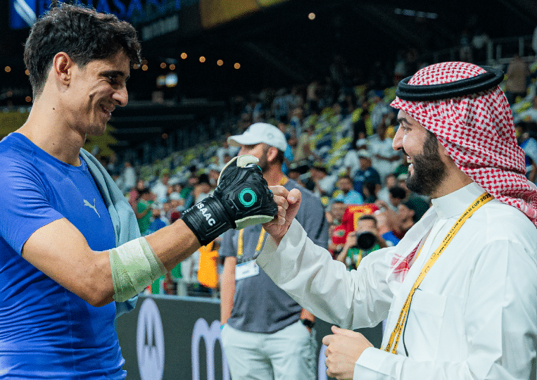 بونو يتألق ويقود الهلال لإنجاز تاريخي في كأس العالم للأندية
