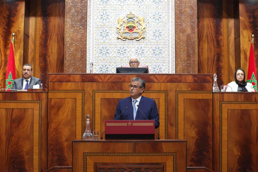 أخنوش يكشف خطة لرفع عدد مهنيي الصحة إلى 90 ألف بحلول 2026