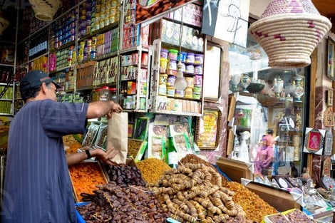 الصديقي: التجارة التقليدية ما تزال تهيمن على السوق رغم صعود المتاجر الكبرى