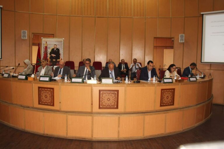 مجلس جهة مراكش آسفي يصادق بالإجماع على اتفاقيات تنموية