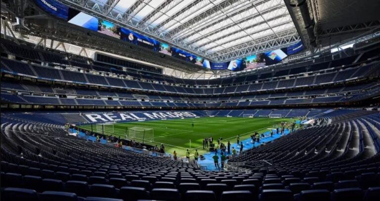 مشكلات ريال مدريد في تنظيم حفلات على ملعبه سانتياغو برنابيو فوائد لغريمه أتلتيكو