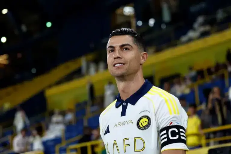 مفاجأة خاصة من رونالدو لشيف مغربي (فيديو)