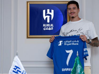 الهلال السعودي يعلن تعاقده مع نونييس قادما من ليفربول