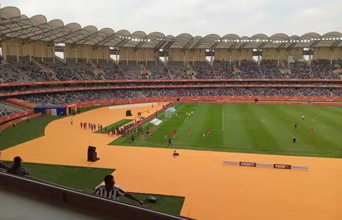 شان.. الكاف تفتح تحقيقا في اختلالات أمنية خلال مباراة كينيا والمغرب