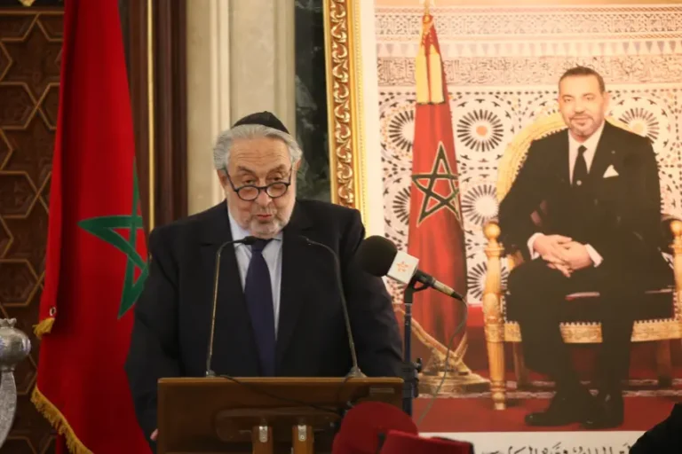 بيرديغو: أمير المؤمنين هو الضامن لحرية ممارسة الديانات السماوية الثلاث في المملكة