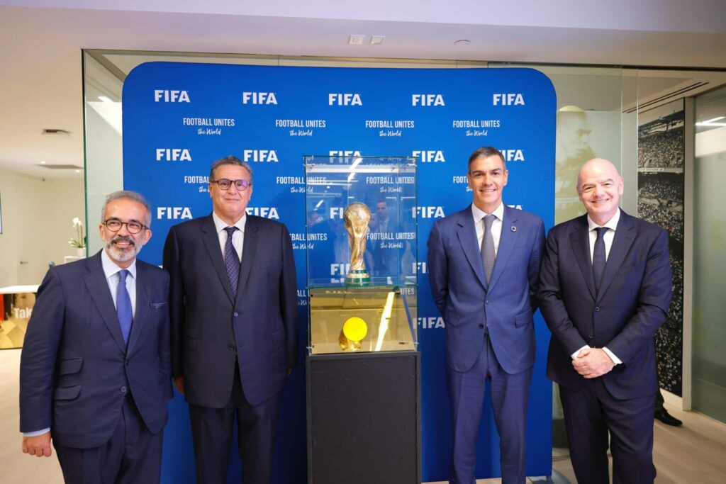 مونديال 2030.. رئيس الاتحاد الدولي لكرة القدم يشيد بتقدم التحضيرات في المغرب