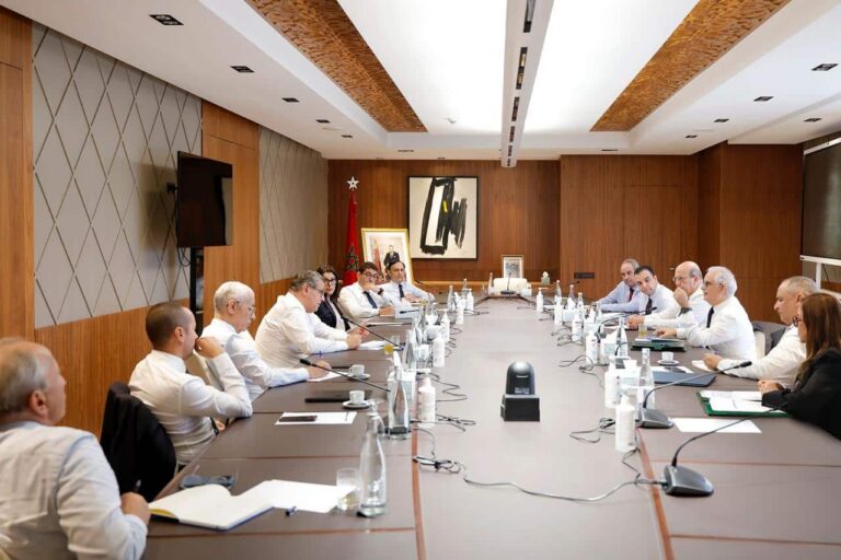 الأغلبية تتعهد بتحويل الاحتجاجات إلى إصلاحات ملموسة