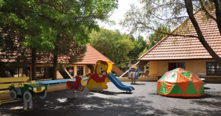 مدرسة الأخوين توضّح بشأن احتجاج أولياء التلاميذ
