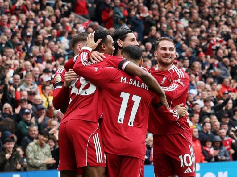 حافظ نادي ليفربول على رصيده المثالي هذا الموسم في الدوري الإنكليزي لكرة القدم