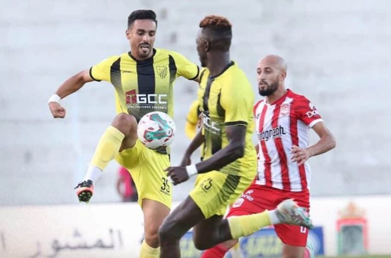 المغرب الفاسي يتعادل مع ضيفه النادي المكناسي