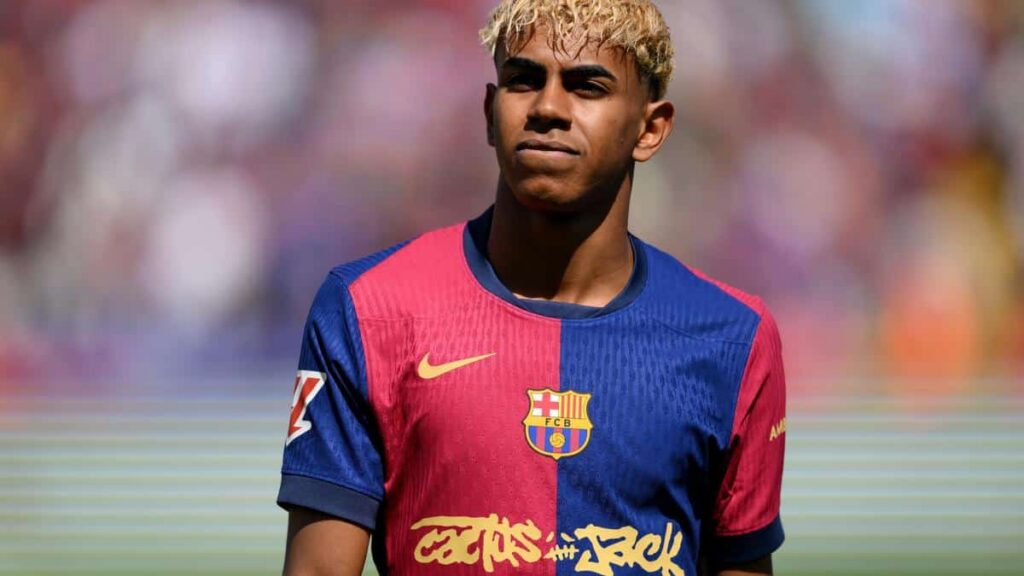 اللاعب لامين يامال