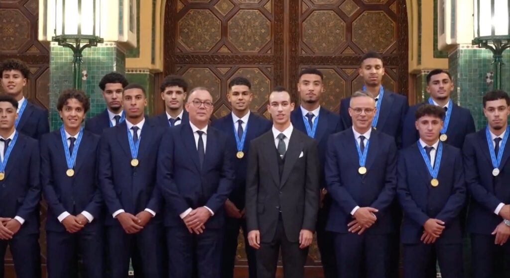 مدرب المنتخب الوطني محمد وهبي الحفل الذي ترأسه ولي العهد الأمير مولاي الحسن مصدر فخر كبير للمنتخب الوطني المغربي لكرة القدم