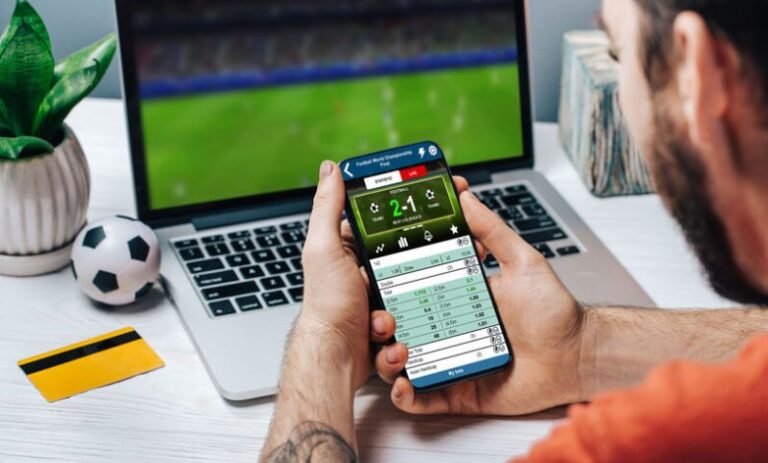 جنايات الرباط تطوي ملف إطار بنكي متهم بتبديد 175 مليونا في المراهنات الرياضية
