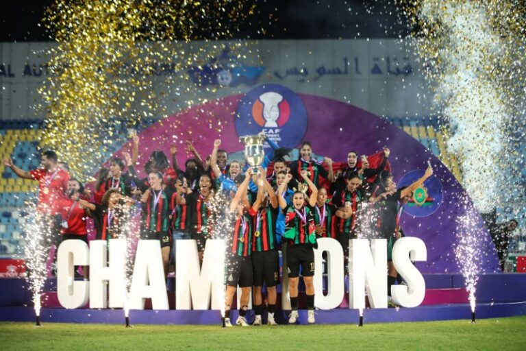 لقجع يهنئ الجيش الملكي النسوي بعد التتويج القاري ويشيد بالإنجاز التاريخي للفريق
