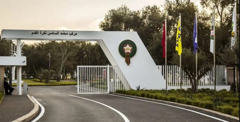 فيفا يحطم بمركب محمد السادس لكرة القدم الرقم القياسي العالمي في غينيس بجمع 69 جنسية في مباراة واحدة