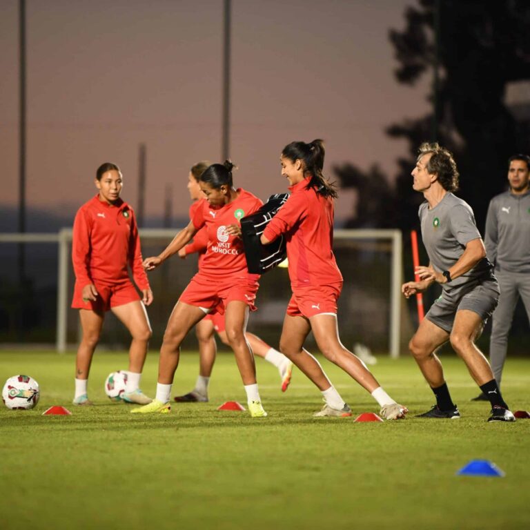 المنتخب المغربي النسوي يجري أول حصة تدريبية تأهبا لمواجهة بوركينا فاسو