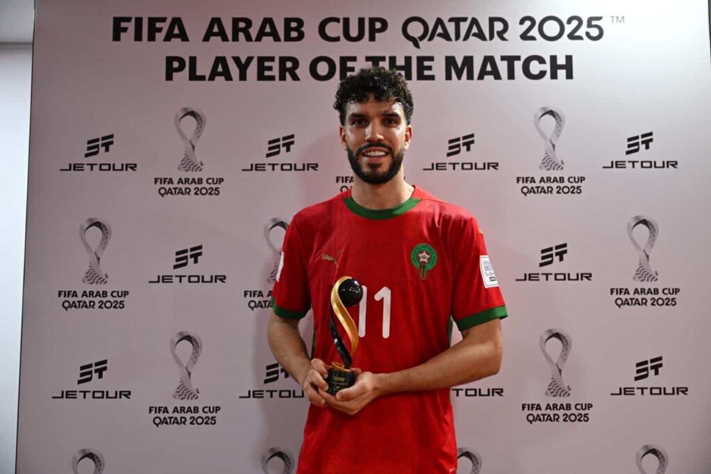 وليد أزارو أحسن لاعب في لقاء المنتخب الرديف وسوريا