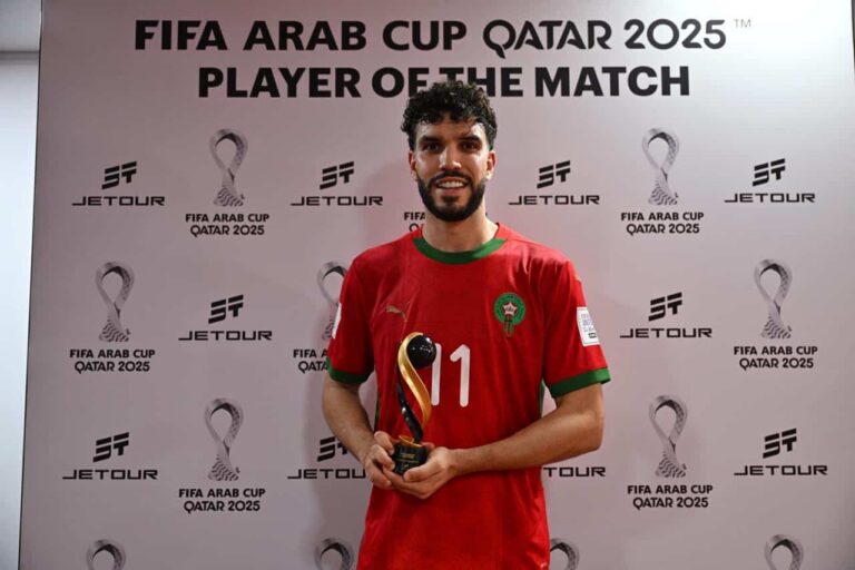 وليد أزارو أحسن لاعب في لقاء المنتخب الرديف وسوريا