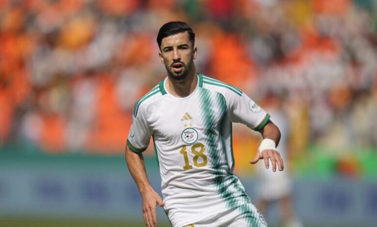 أمم إفريقيا: دور محوري للمهاجم عمورة في سعي الجزائر لاستعادة أمجادها