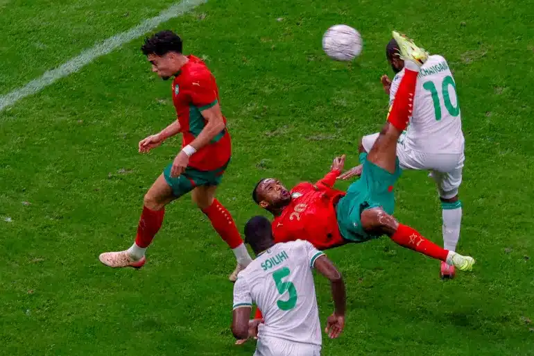 ليكيب: أيوب الكعبي يتألق بمقصياته البديعة ويترك بصمة لافتة في كأس إفريقيا