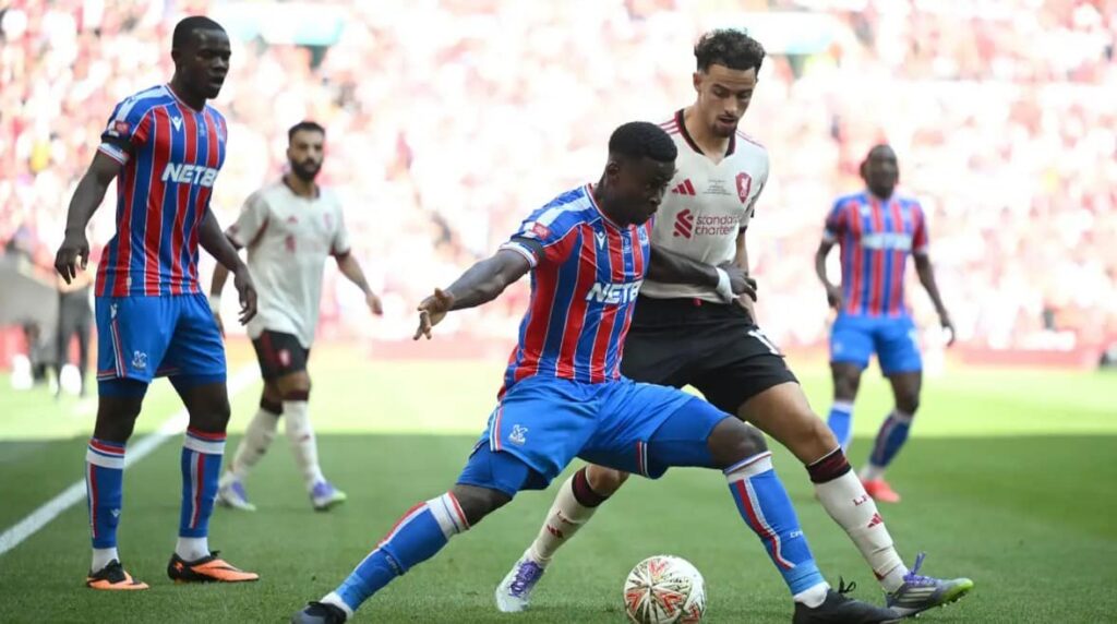 مانشستر سيتي ينافس ليفربول في التعاقد مع المدافع الدولي مارك غويهي