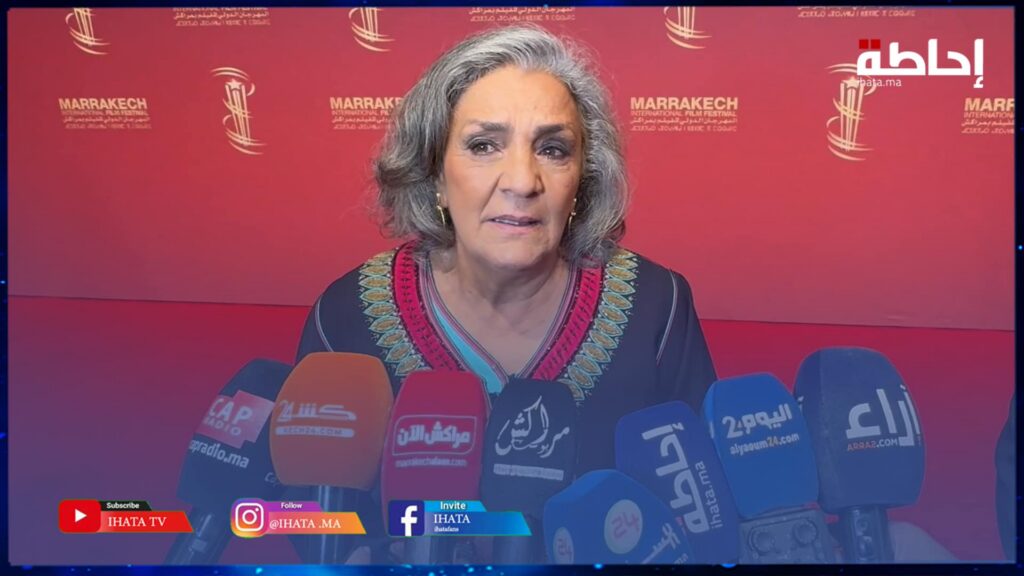في ليلة تكريمها.. راوية تذرف الدموع وفنانون يعبرون عن تقديرهم لها بكلمات مؤثرة (فيديو)