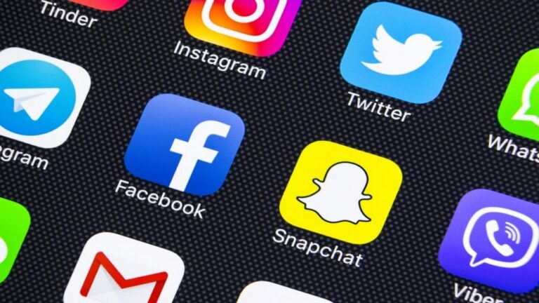 منصات إنستغرام وتيك توك، وسنابتشات