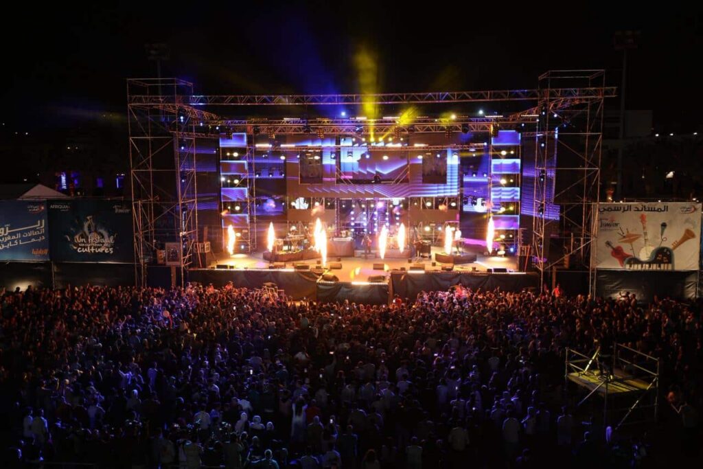 مهرجان تيميتار .. الفنانون الأمازيغ في صُلب حوار موسيقي عالمي دورة بهوية إفريقية راسخة