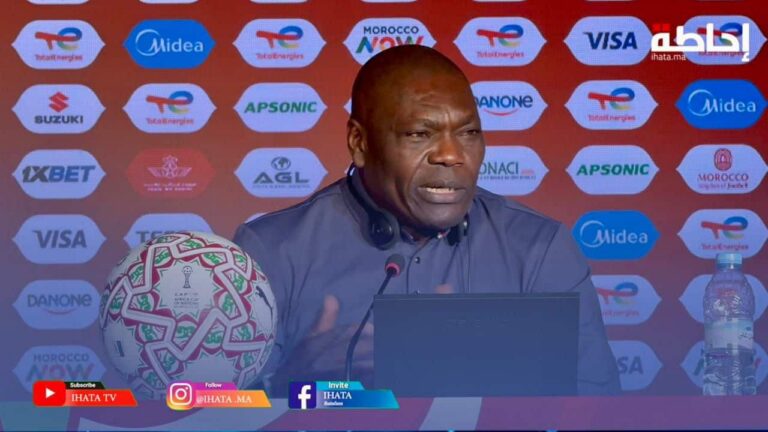باغو: مبومو لاعب المستقبل والحكم قرر عدم احتساب ركلة جزاء