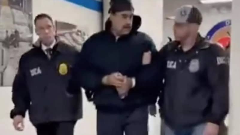 الرئيس الأميركي دونالد ترامب، السبت، إنه شعر كما لو أنه كان يشاهد برنامجا تلفزيونيا وهو يتابع في بث حيّ وقائع إلقاء القوات الأميركية القبض على الرئيس الفنزويلي نيكولاس مادورو