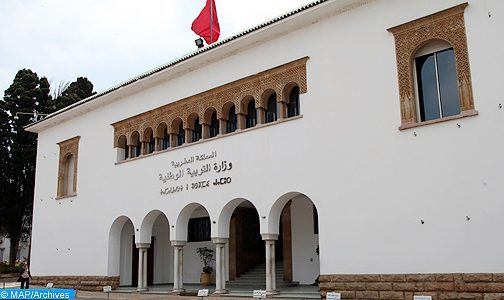 وزارة التربية الوطنية تقرر متابعة مسربي الامتحانات وتعلن تعديلات جديدة
