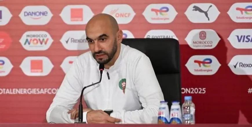 الركراكي: العناصر الوطنية أظهروا شخصية كبيرة وسيطرة تكتيكية أمام الكاميرون