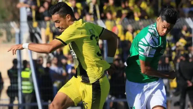 الدفاع الحسني الجديدي يفرمل الانطلاقة الجيدة للمغرب الفاسي والرجاء يعود للواجهة